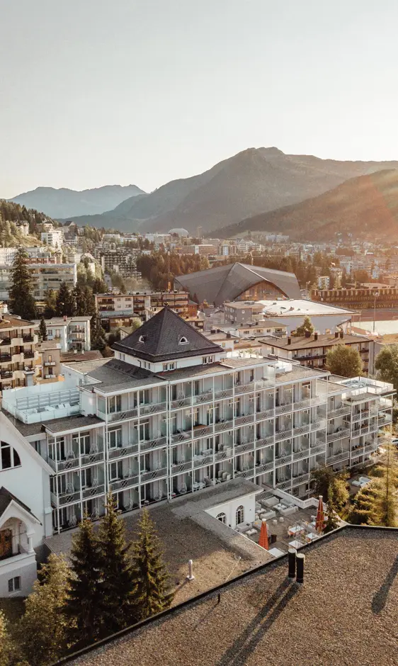 Visit Graubunden Hard Rock Davos Exterior2400x1600