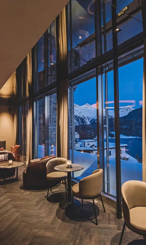 Visit Graubunden Skybar 1