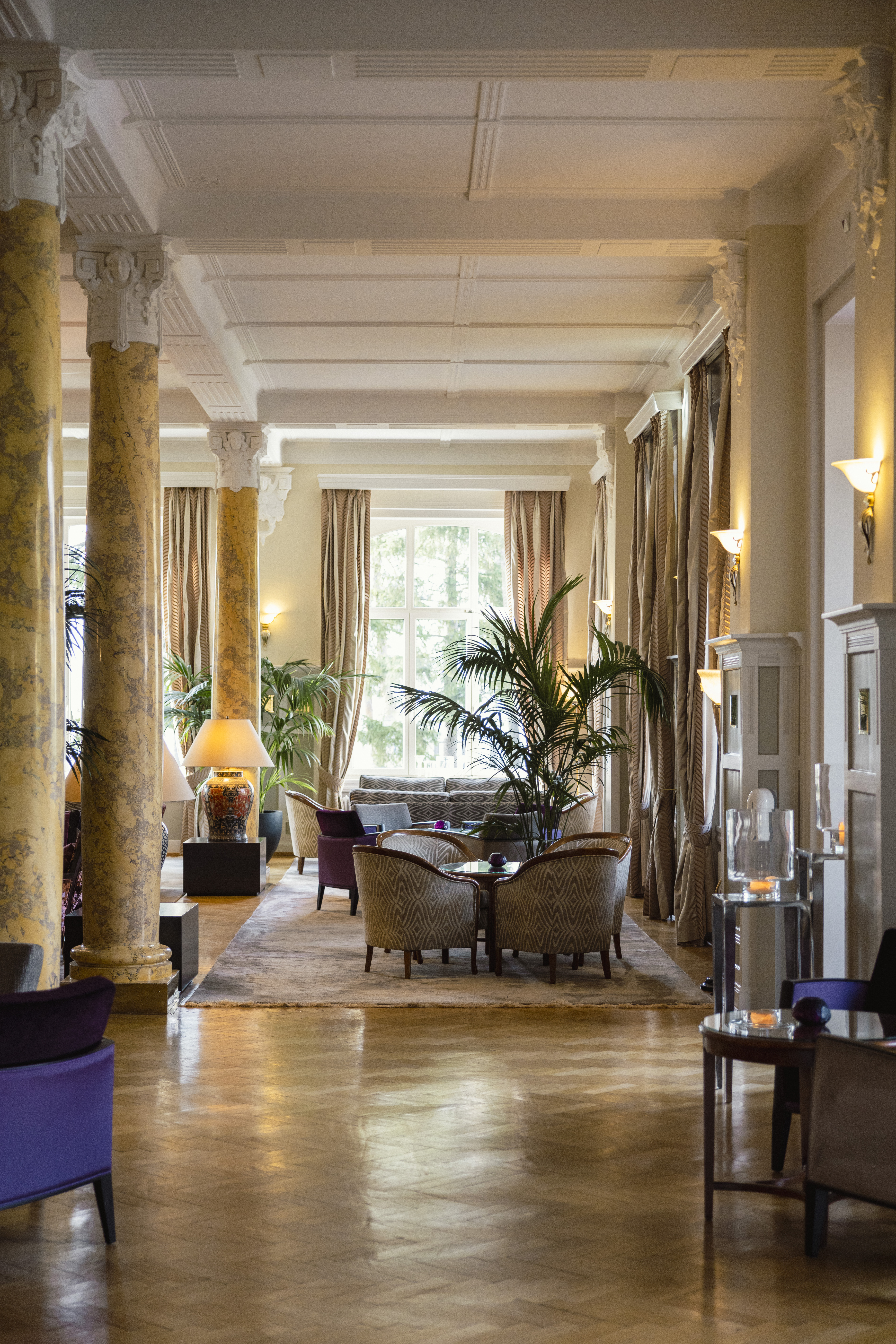 Cresta Palace 200