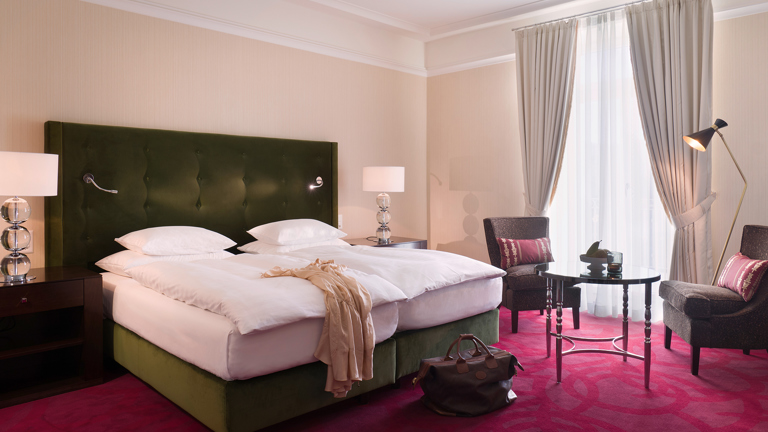 Resort Rooms Classic Deluxe Room ©Waldhaus Flims Wellness
