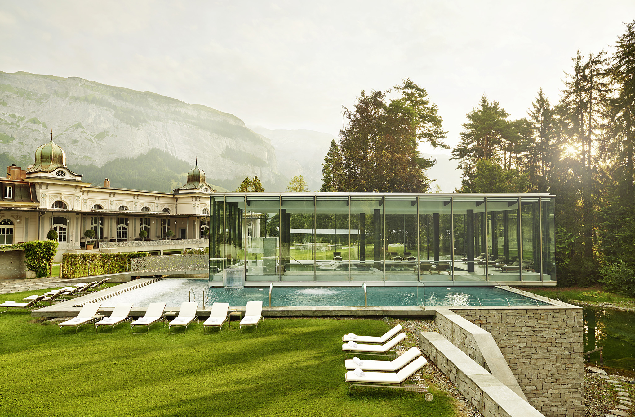 Resort Waldhaus Spa Aussenpool ©Waldhaus Flims Wellness